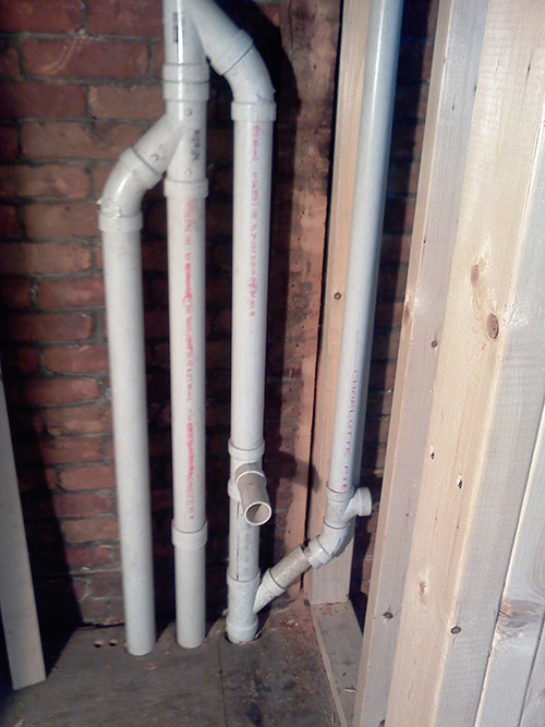 Downstairs Halfbath Piping
